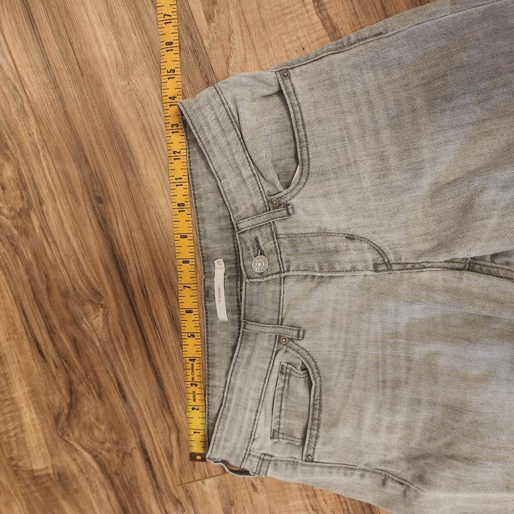 Jeans - Picture 5 of 6